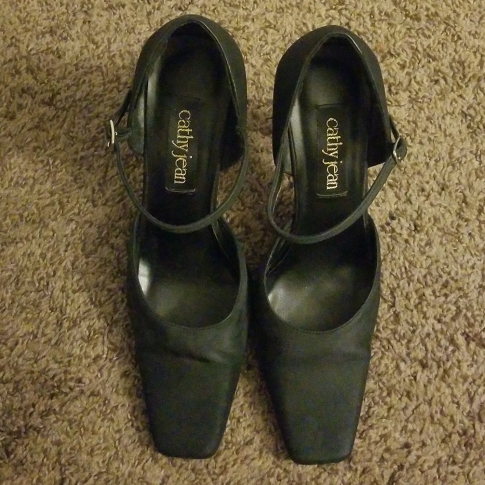 Cathy Jean Black Ankle Strap Pumps